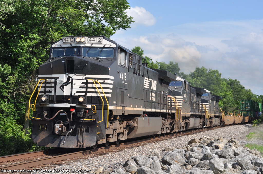 NS 4412 West